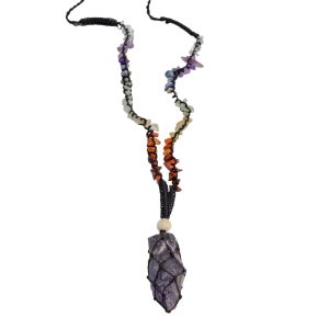 Roher Edelstein-Anhänger Amethyst mit Chakra-Halskette